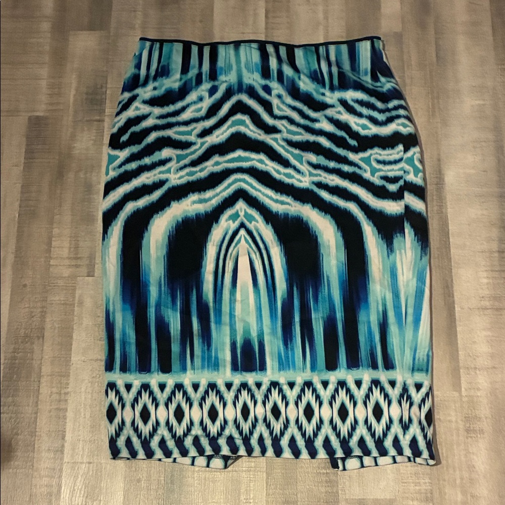Bisou Bisou Vibrant Blue and Black Skirt